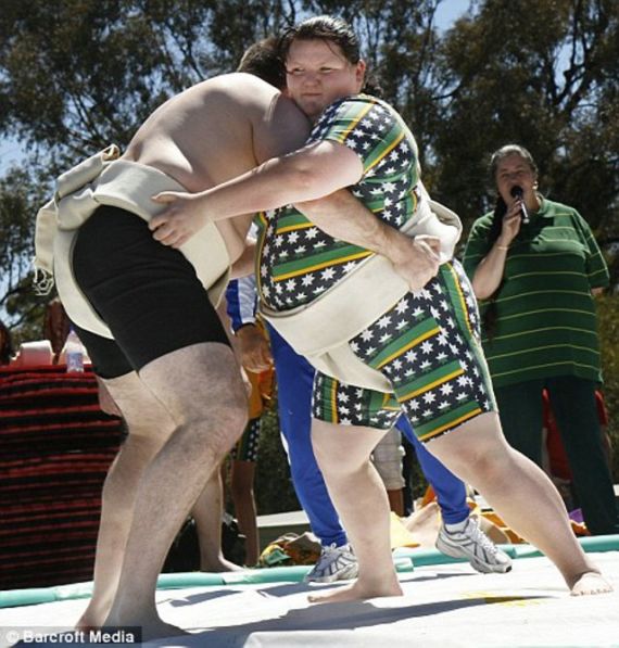 Sumo Female Wrestling