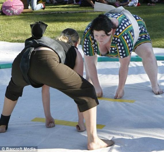Sumo Female Wrestling